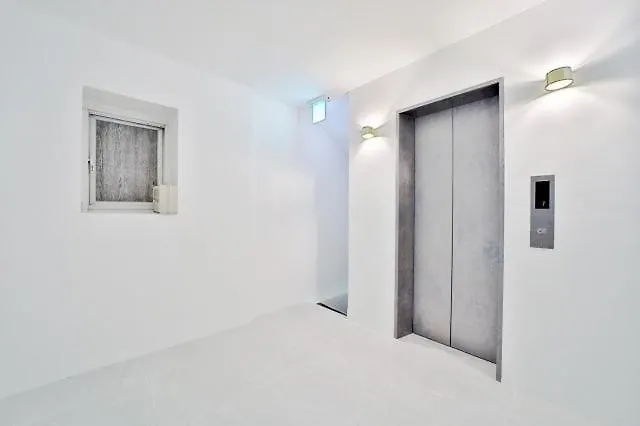 Gangnam Bom *