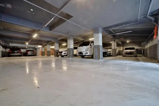 Gangnam Bom Motel