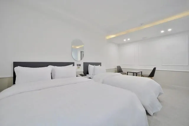 Gangnam Bom Motel